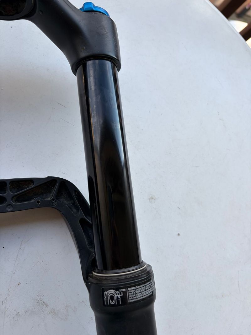 Used Fox 34 Performance 150mm 2020 bike — image 3 of 10