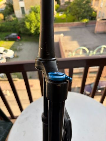 Used Fox 34 Performance 150mm 2020 bike — image 10 of 10