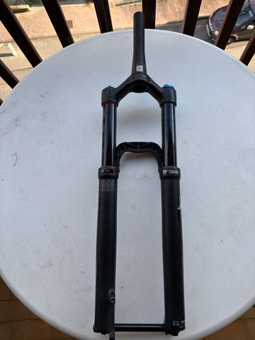 Used Fox 34 Performance 150mm 2020 bike — image 2 of 10