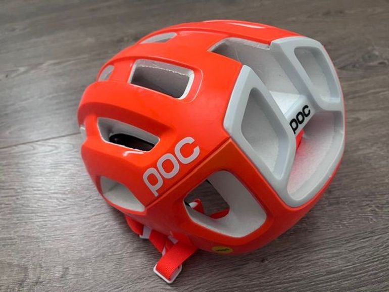 Used POC Vectral MIPS Helm 1217 Fluorescent Orange AVIP Medium 54/59 2024 bike — image 2 of 7