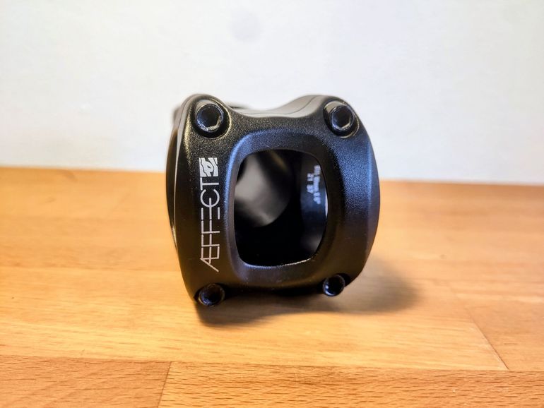 Used Race Face Aeffect 35 bike — image 3 of 5