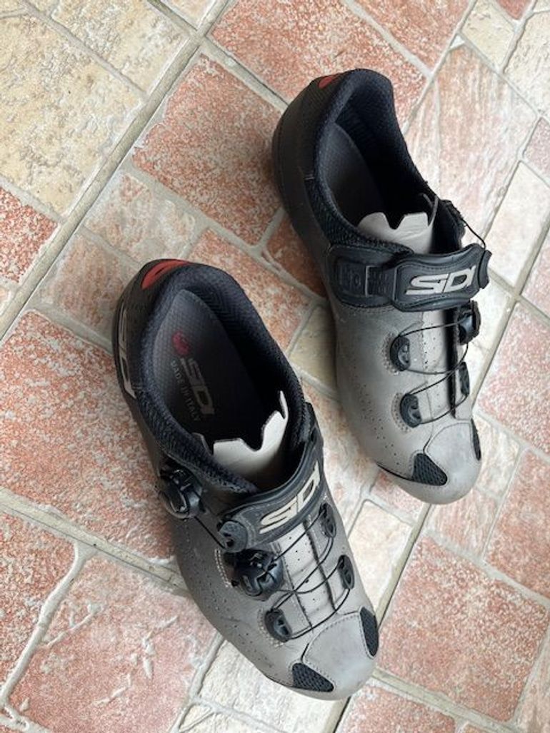 Used Sidi Genius 10 Rennradschuhe Grau/Schwarz Größe 43 2024 bike — image 5 of 6