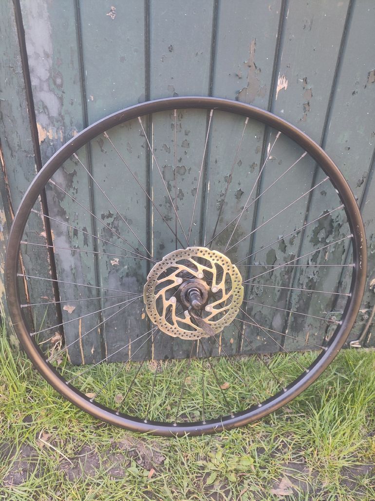 Used Shimano HB-TX505 bike — image 1 of 7