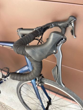 Used Trek Domane 2.0 2024 bike — image 4 of 8