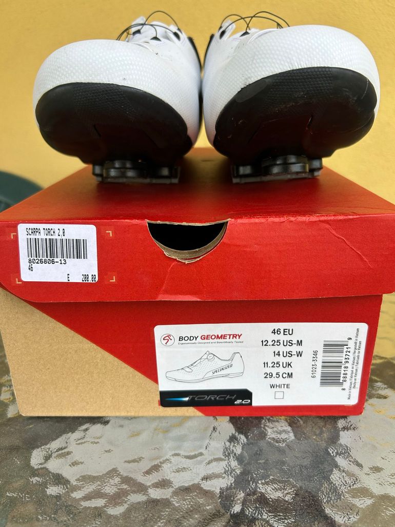 Used Specialized torch 2.0 2026 bike — image 2 of 3