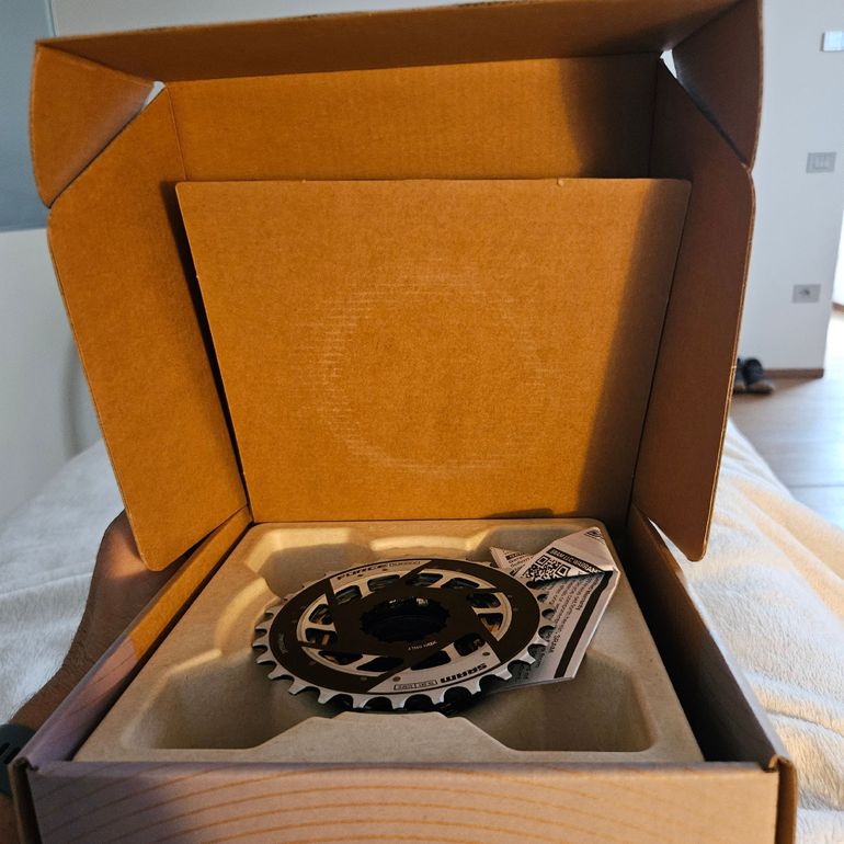 Used Sram Force 10x28 2026 bike — image 4 of 6