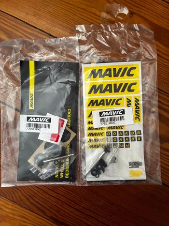Used Mavic Cosmic SL 45 Disc 23mm 2022 bike — image 5 of 5