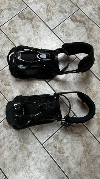 Used Capita Snowboard con attacchi 2024 bike — image 10 of 11