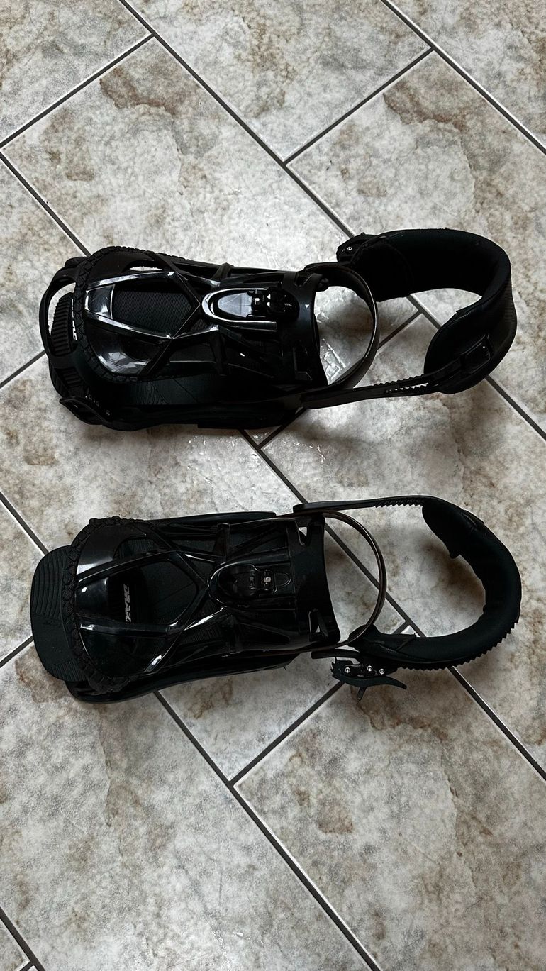 Used Capita Snowboard con attacchi 2024 bike — image 10 of 11