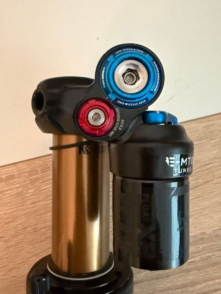 Used Fox Float X2, , F-S, K, 2Pos-Adj, Trunnion 205 x 62.5, 2023 bike — image 3 of 5