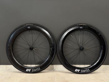 Used Dt Swiss ARC 1600 SPLINE 60mm Wheelset 2022 bike — image 2 of 7