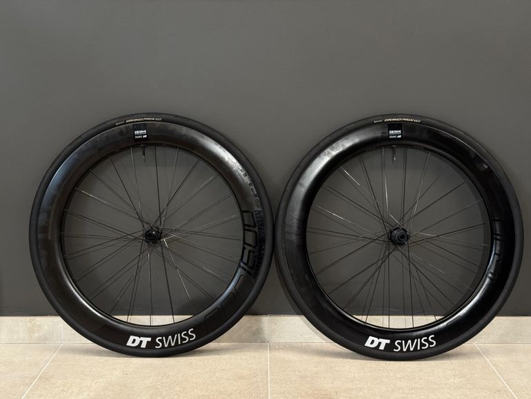 Used Dt Swiss ARC 1600 SPLINE 60mm Wheelset 2022 bike — image 2 of 7