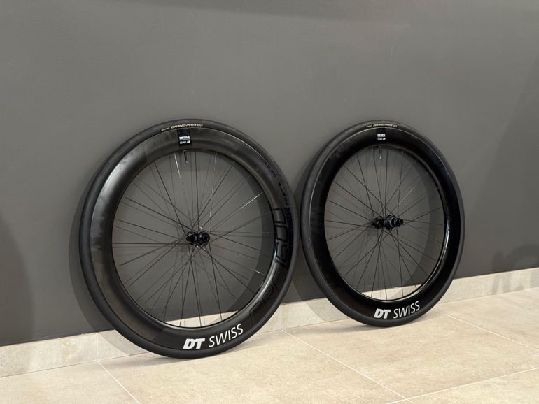 Used Dt Swiss ARC 1600 SPLINE 60mm Wheelset 2022 bike — image 3 of 7
