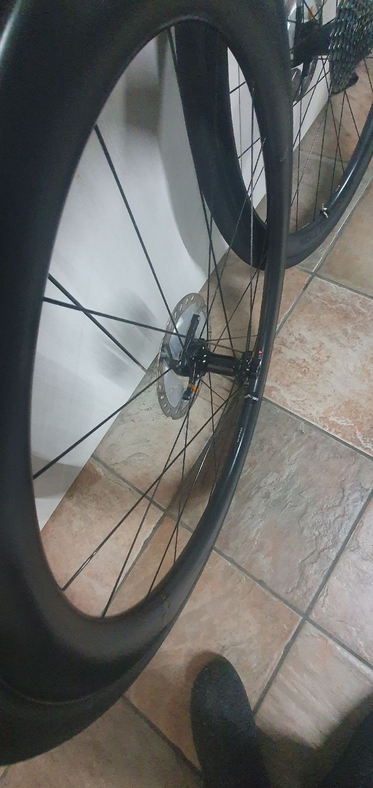 Used Hollowgram Ruote Carbonio 45 2023 bike — image 7 of 7