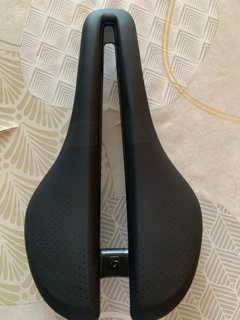 Used Bontrager Aeolus Comp Saddle 2026 bike — image 4 of 5