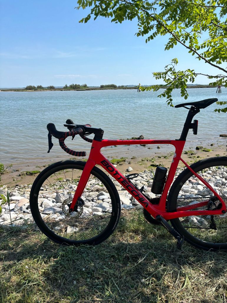 Used Giant SLR 2 36 Disc Wheelset 2024 bike — image 2 of 7