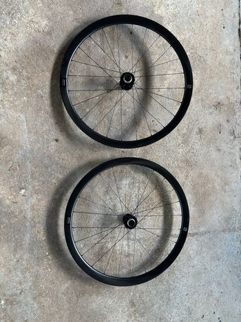 Used Giant SLR 2 36 Disc Wheelset 2024 bike — image 3 of 7