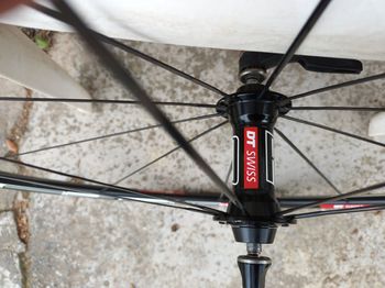 Used Dt Swiss R1700 Wheelset bike — image 4 of 7