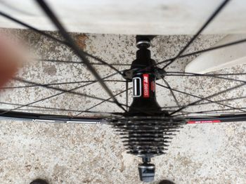 Used Dt Swiss R1700 Wheelset bike — image 5 of 7