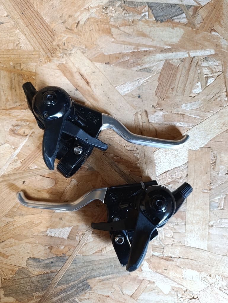 Used Shimano Deore LX ST-M563 1994 bike — image 7 of 9
