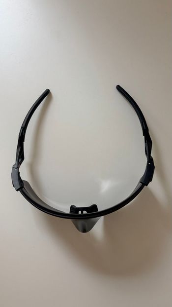 Used Oakley QNTM Kato 2025 bike — image 7 of 11