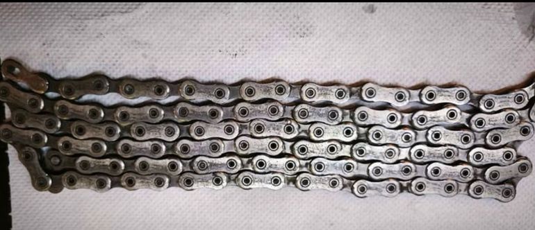 Used Shimano R9200 cassette 11-30 2024 bike — image 5 of 6