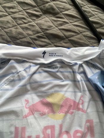Used Specialized Red Bull Bora Hansgrohe 2026 bike — image 3 of 4