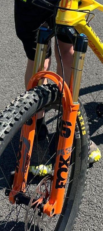 Tweedehands Fox 36 Factory 2023 bike — afbeelding 3 van 6