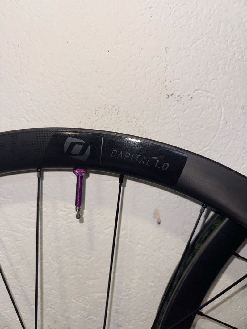 Gebrauchtes Syncros Capital 1.0 35mm 2025 bike — Bild 4 von 5