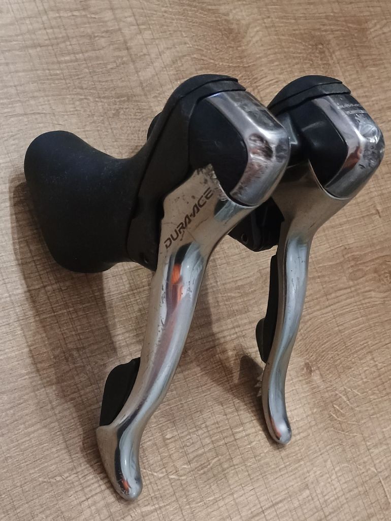 Used Shimano Dura Ace ST-7800 2x10v bike — image 3 of 7