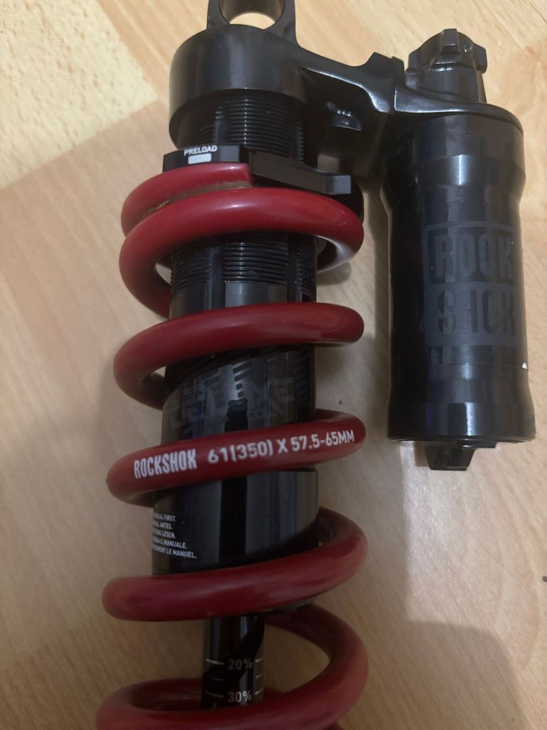 Used RockShox Amortisseur 2024 bike — image 2 of 3