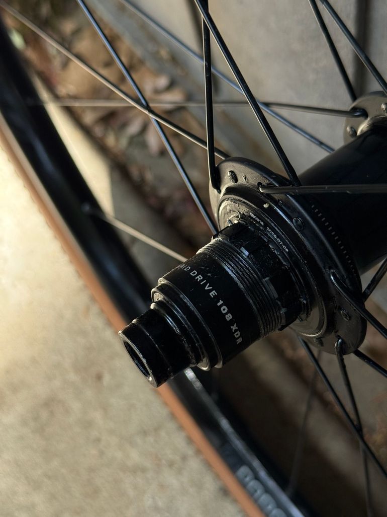 Used Bontrager Paradigm Comp 25 TLR Disc Road Wheel 700c 2026 bike — image 5 of 6