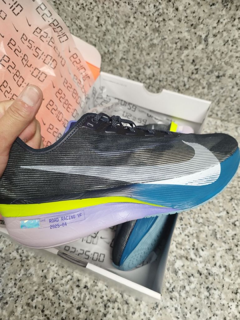 Used Nike Vaporfly 4 2026 bike — image 3 of 6