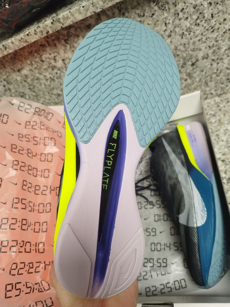 Used Nike Vaporfly 4 2026 bike — image 2 of 6