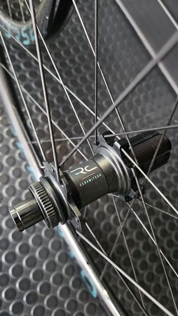 Used Bianchi RUEDAS CARBONO REPARTO CORSE R50 MM CERAMICC TOPÉ GAMA 2026 bike — image 4 of 6