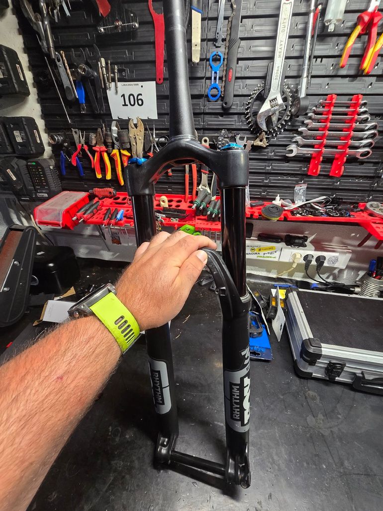 Used Fox 36 Rhythm 160mm 2024 bike — image 1 of 7