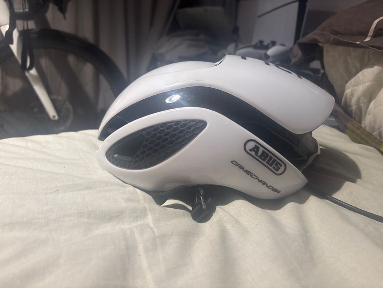Used ABUS GameChanger Helmet 2025 bike — image 3 of 3