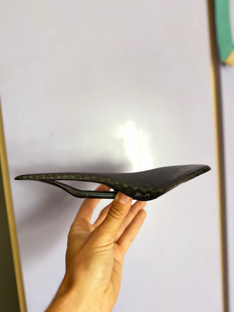 Used Selle Italia SLR Boost Tekno Carbon Saddle Superflow L3 2026 bike — image 3 of 4