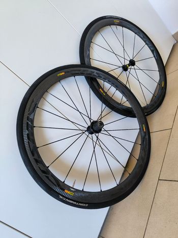 Used Mavic Cosmic Carbone 40 C (clincher) 2018 bike — image 2 of 21