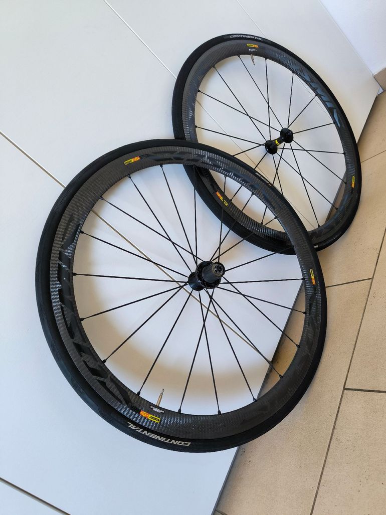 Used Mavic Cosmic Carbone 40 C (clincher) 2018 bike — image 2 of 21