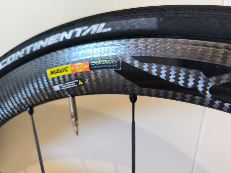 Used Mavic Cosmic Carbone 40 C (clincher) 2018 bike — image 6 of 21