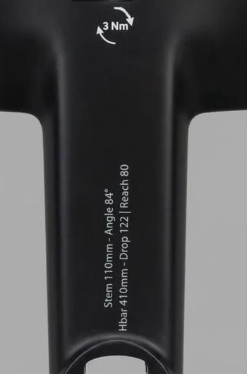 Used Colnago CC.01 Integrated Carbon Handlebar 2025 bike — image 3 of 3
