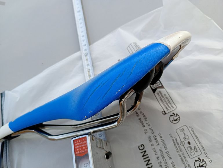 Used Fizik Thundra 2 bike — image 6 of 8
