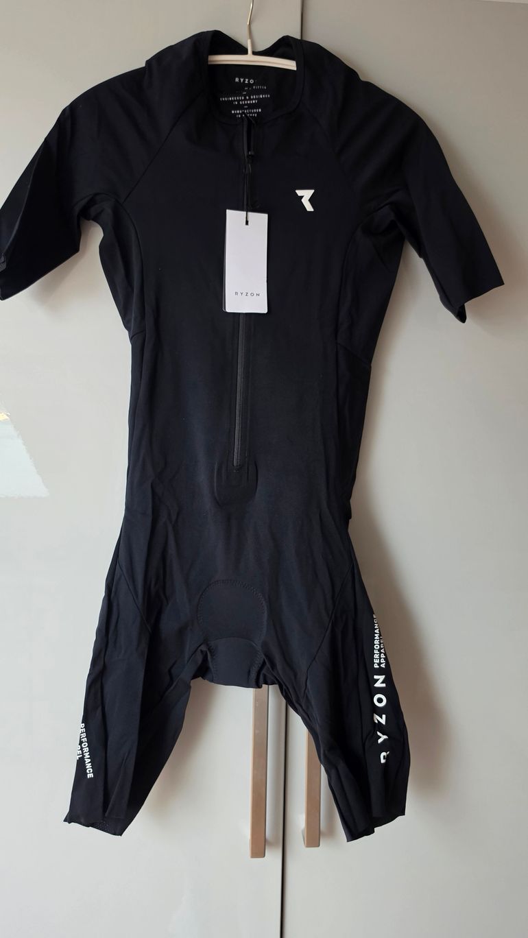 Used Ryzon Arise Series Triathlon Suit Men Gr M Neu 2026 bike — image 1 of 2