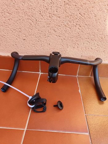 Used Bontrager Handlebar 2025 bike — image 5 of 5
