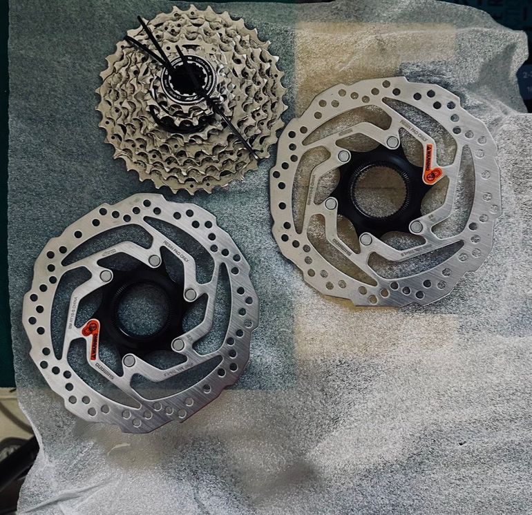 Used Shimano 105 Cassette bike — image 1 of 2