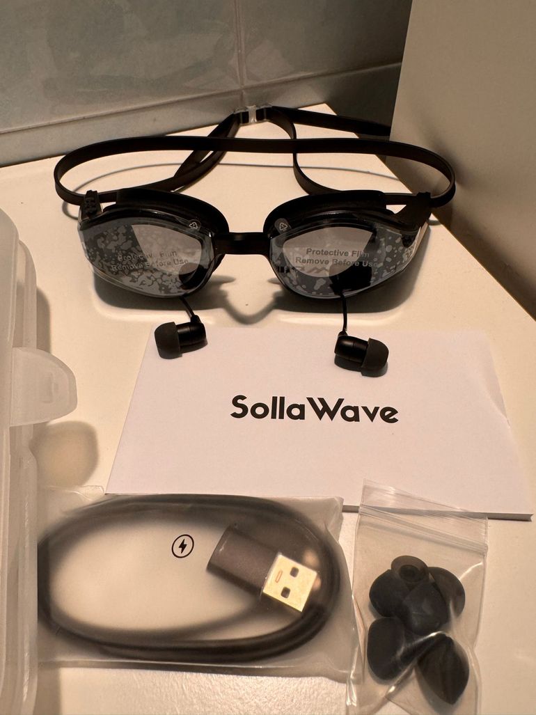 Used holoswim Swim Goggles 2026 bike — image 1 of 11