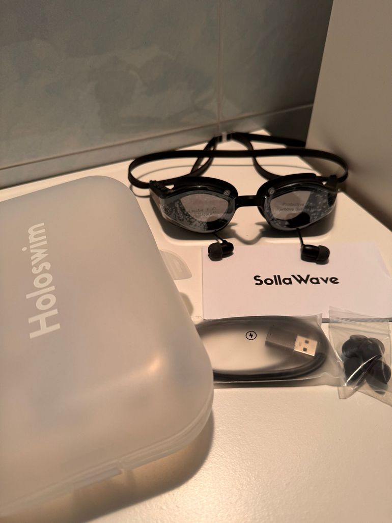 Used holoswim Swim Goggles 2026 bike — image 2 of 11