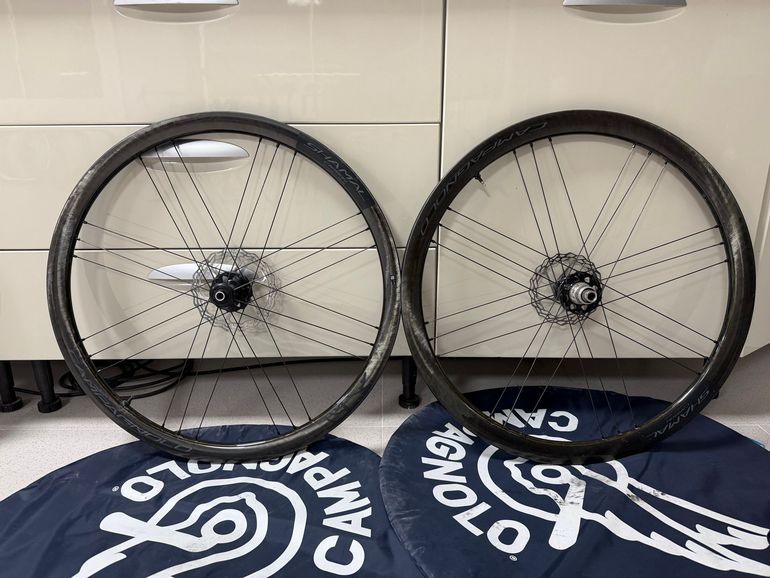 Used Campagnolo Shamal bike — image 1 of 5