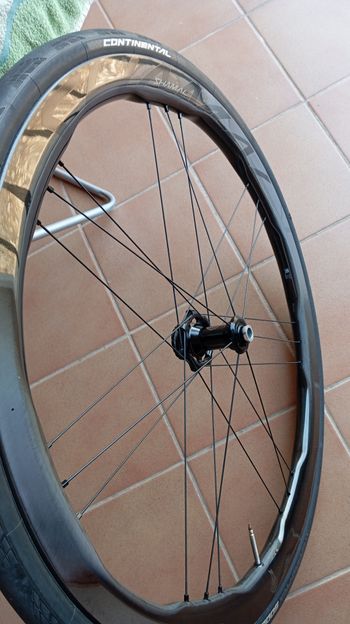Used Campagnolo Shamal Dual Profile Wheelset bike — image 5 of 8